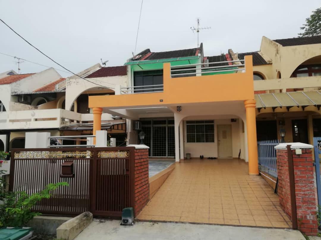 Sweethome For Travelers Seremban Exterior photo