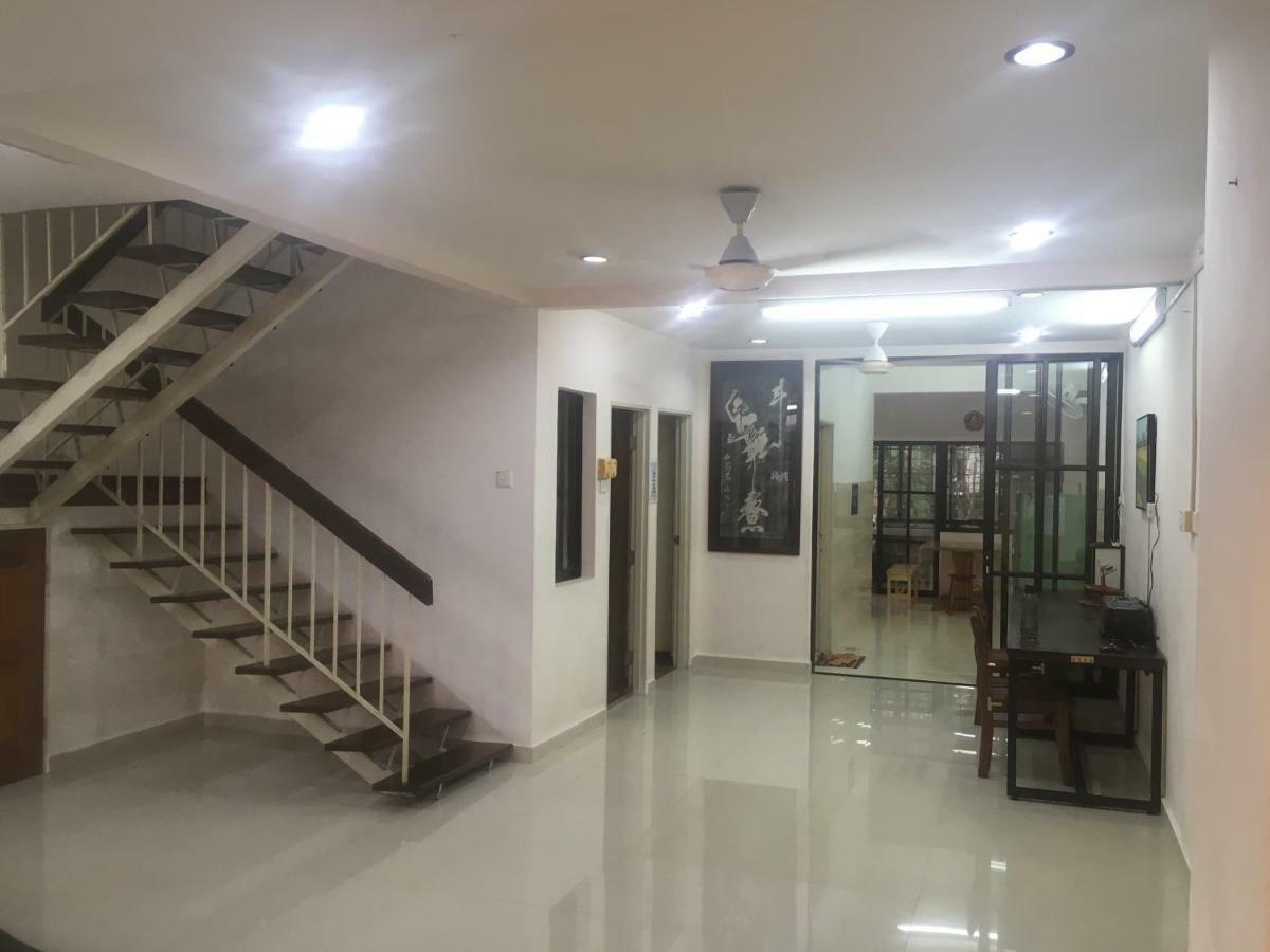 Sweethome For Travelers Seremban Exterior photo